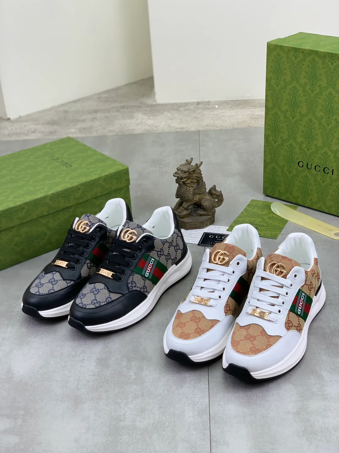 Men's shoes 💰P420💰[New model] (GUCCI) official website's latest 🎁🎁casual and fashionable men's shoes👟, hot style 💥 simple and elegant style, exclusive for trendy men. Unique official website latest brand double G element 👑Gucci original style Decoration, fashionable and generous, made of original frosted calfskin ✅ fully imported first-layer pigskin lining, the official website specifies wear-resistant, lightweight original rubber casual outsole, classic model taken in real life 🎬38-44 (customized for 45) 2️⃣ colors available